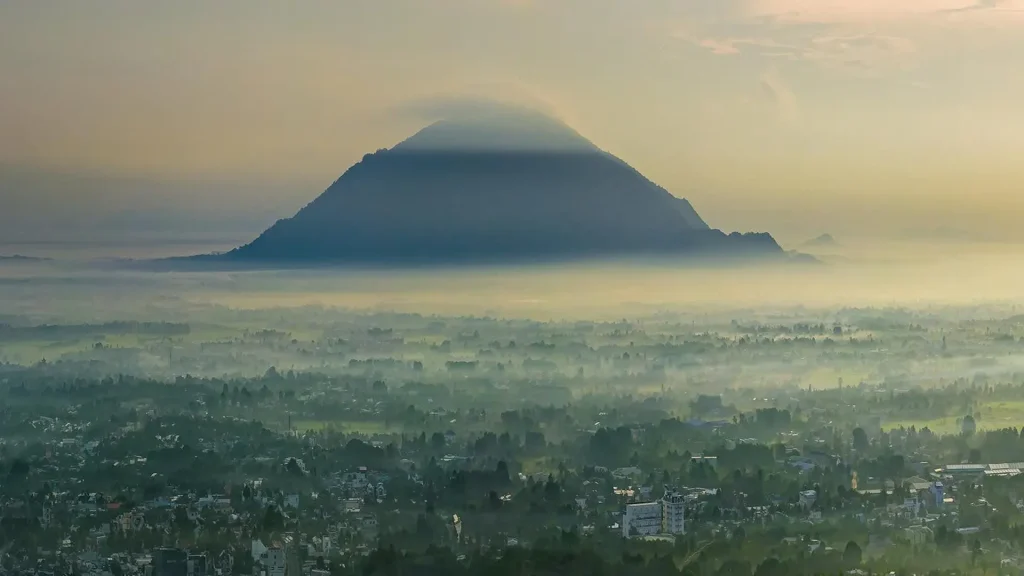 Sunworld nui chua chan